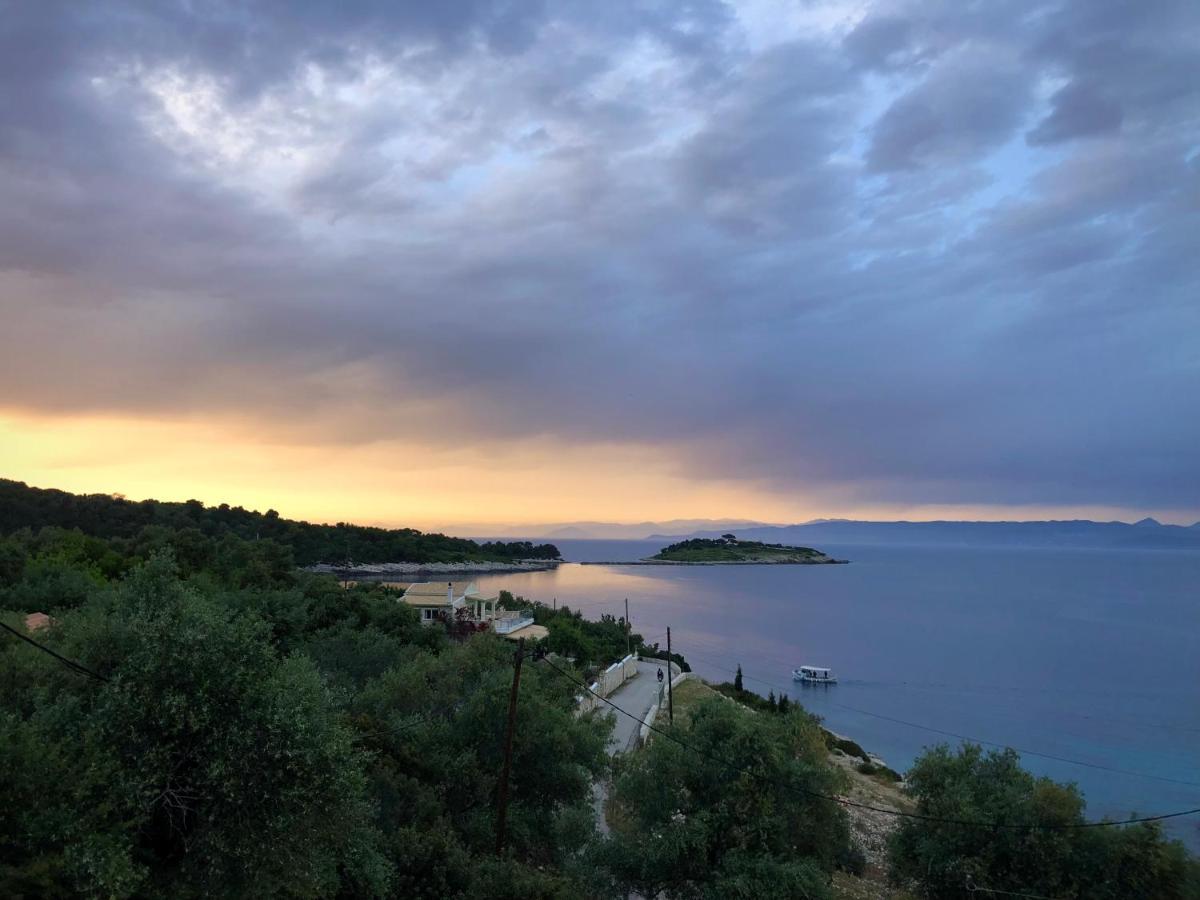 Villa Avgerini Paxos Gaios Extérieur photo
