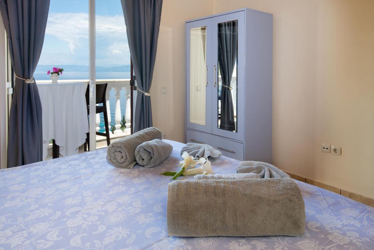 Villa Avgerini Paxos Gaios Extérieur photo