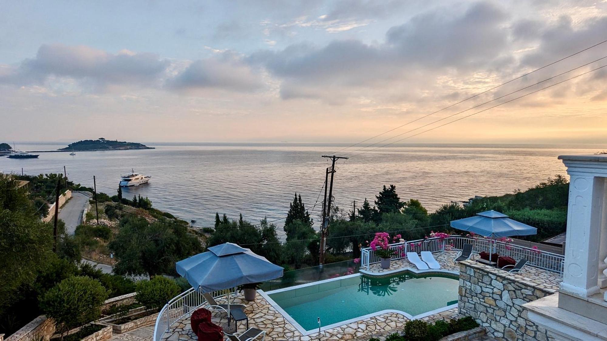 Villa Avgerini Paxos Gaios Extérieur photo
